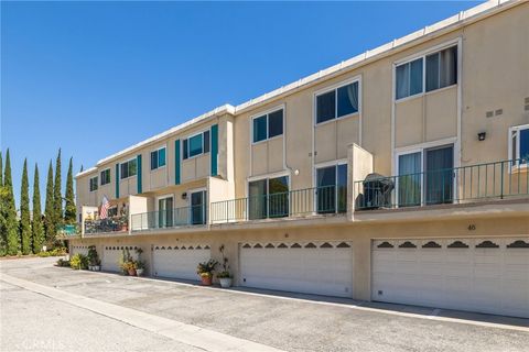 A home in Lomita