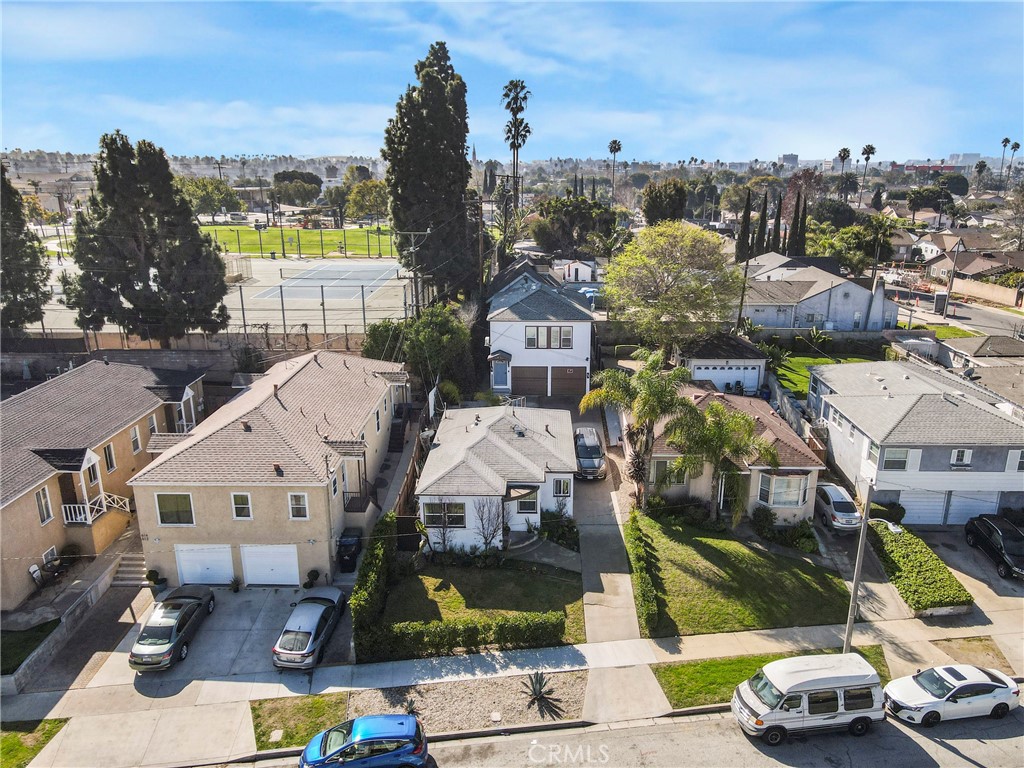 610 E. Fairview