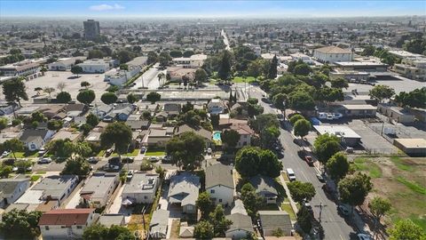 A home in Huntington Park