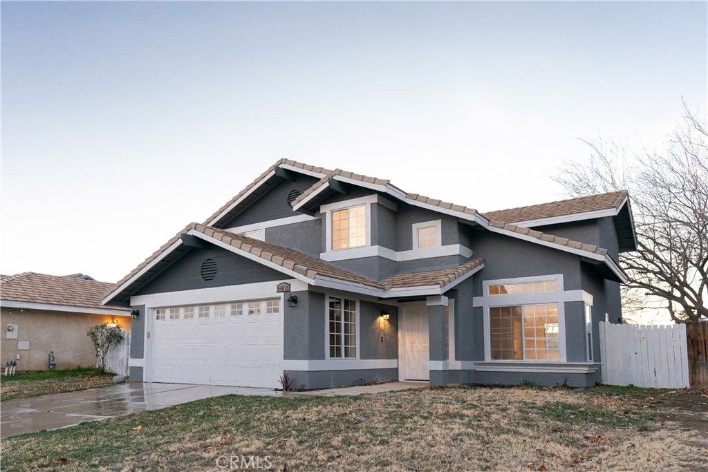 listing image 130721679879985824767