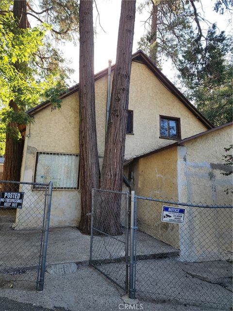 A home in Crestline