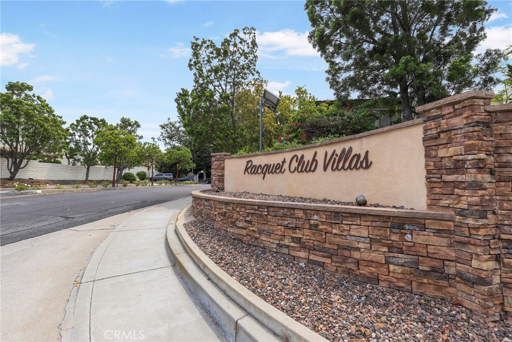 View Thousand Oaks, CA 91360 townhome