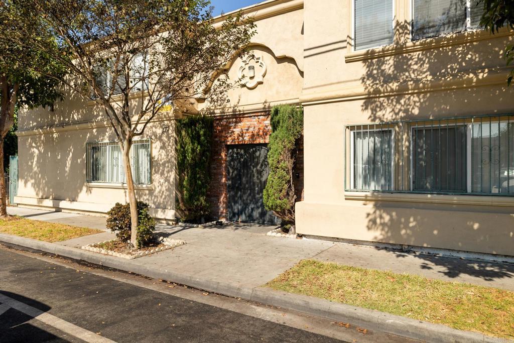 477 E South Street