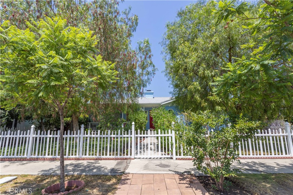 14157 Terra Bella Street