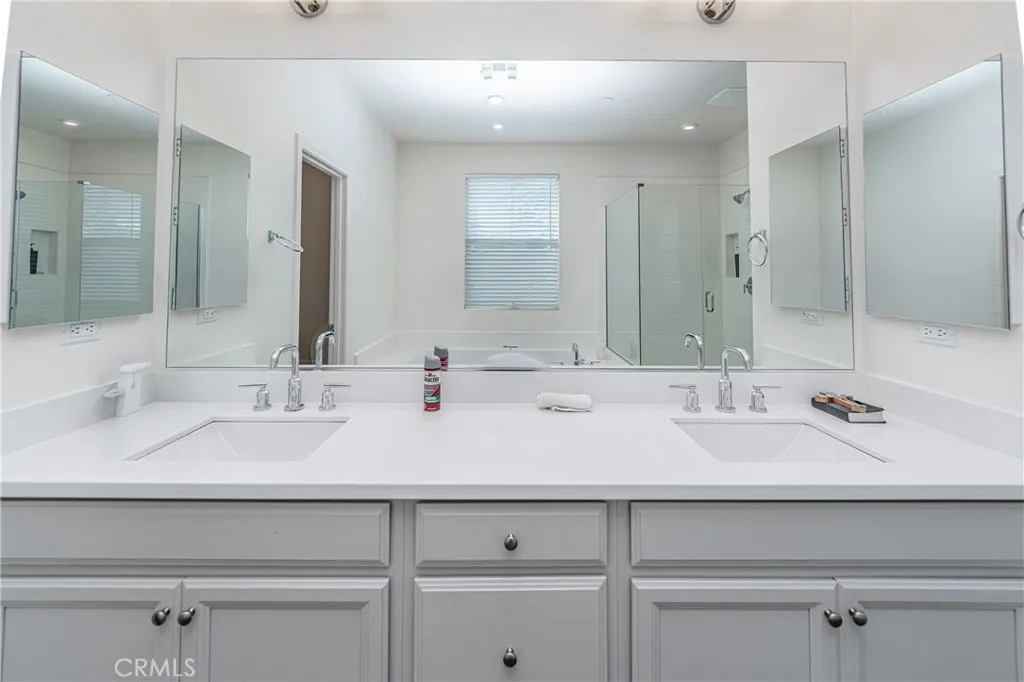 Rancho Mission Viejo, California 92694, United States, 3 Bedrooms Bedrooms, ,3 BathroomsBathrooms,Residential,Active,3271