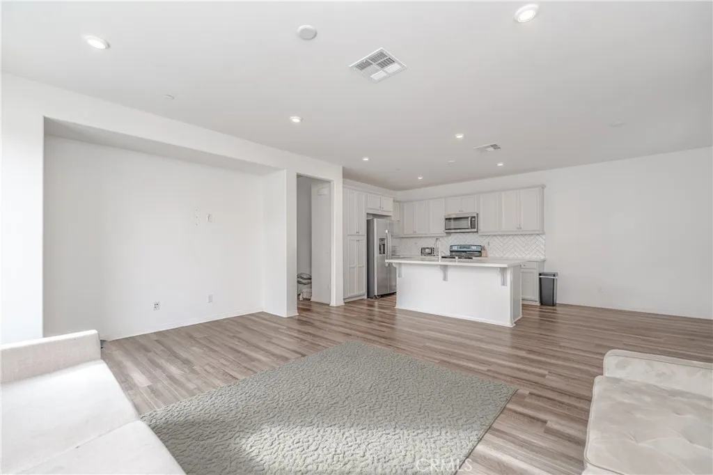 Rancho Mission Viejo, California 92694, United States, 3 Bedrooms Bedrooms, ,3 BathroomsBathrooms,Residential,Active,3271