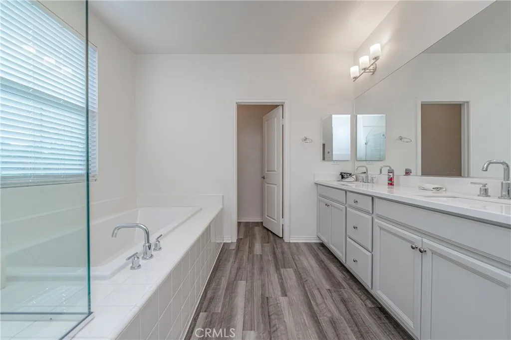 Rancho Mission Viejo, California 92694, United States, 3 Bedrooms Bedrooms, ,3 BathroomsBathrooms,Residential,Active,3271