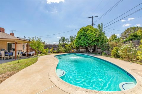 A home in Mission Hills (San Fernando)