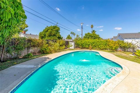 A home in Mission Hills (San Fernando)