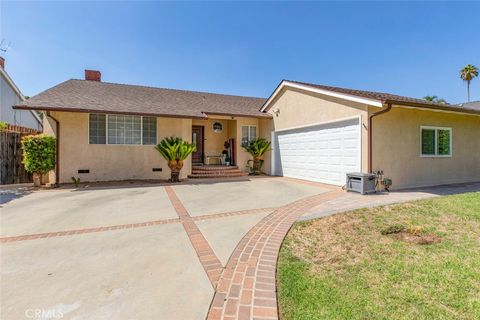 A home in Mission Hills (San Fernando)