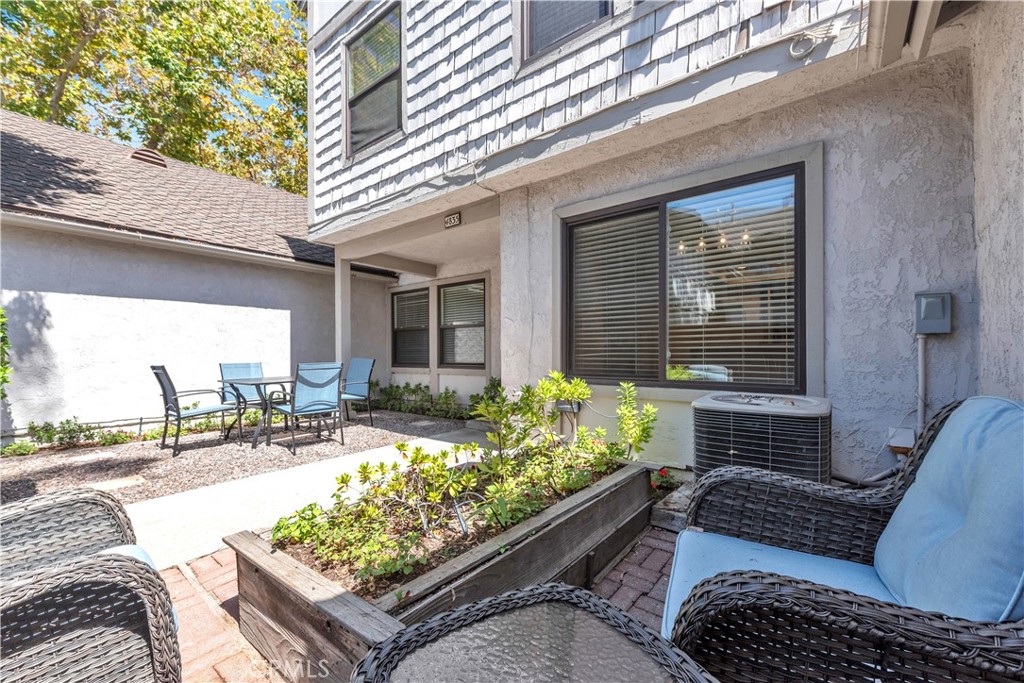 Influential Townhome Community - Residential