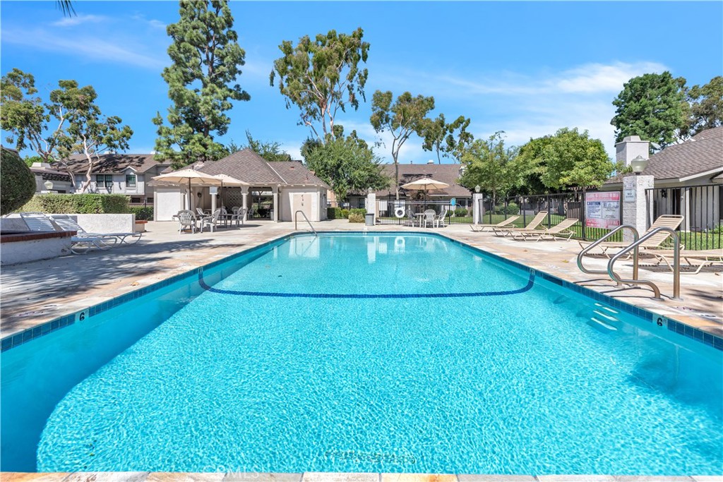 Influential Townhome Community - Residential