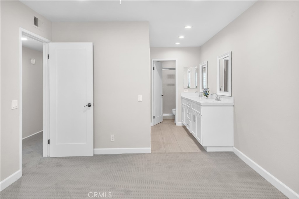 Influential Townhome Community - Residential