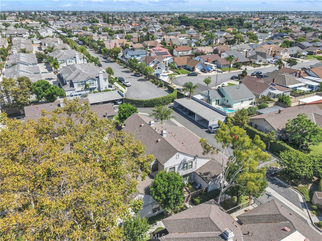 Influential Townhome Community - Residential