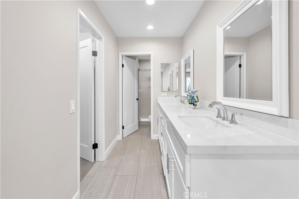 Influential Townhome Community - Residential