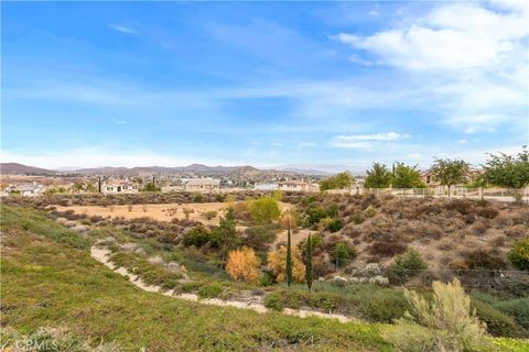 A home in Lake Elsinore