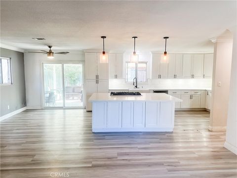 510 w hacienda drive corona ca 92882
