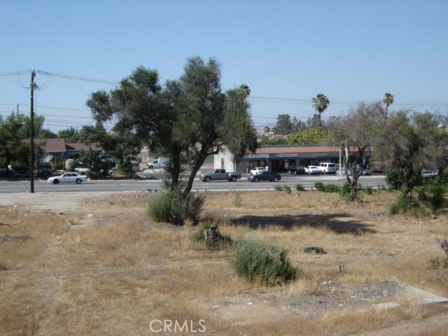 .71 Acre, Commercial land directly on busy and highly traveled 4th Street. Located West of Dollar General and Diagonally across the street from Perris Pharmacy and MoneyGram, on 540 West 4th Street in Perris.