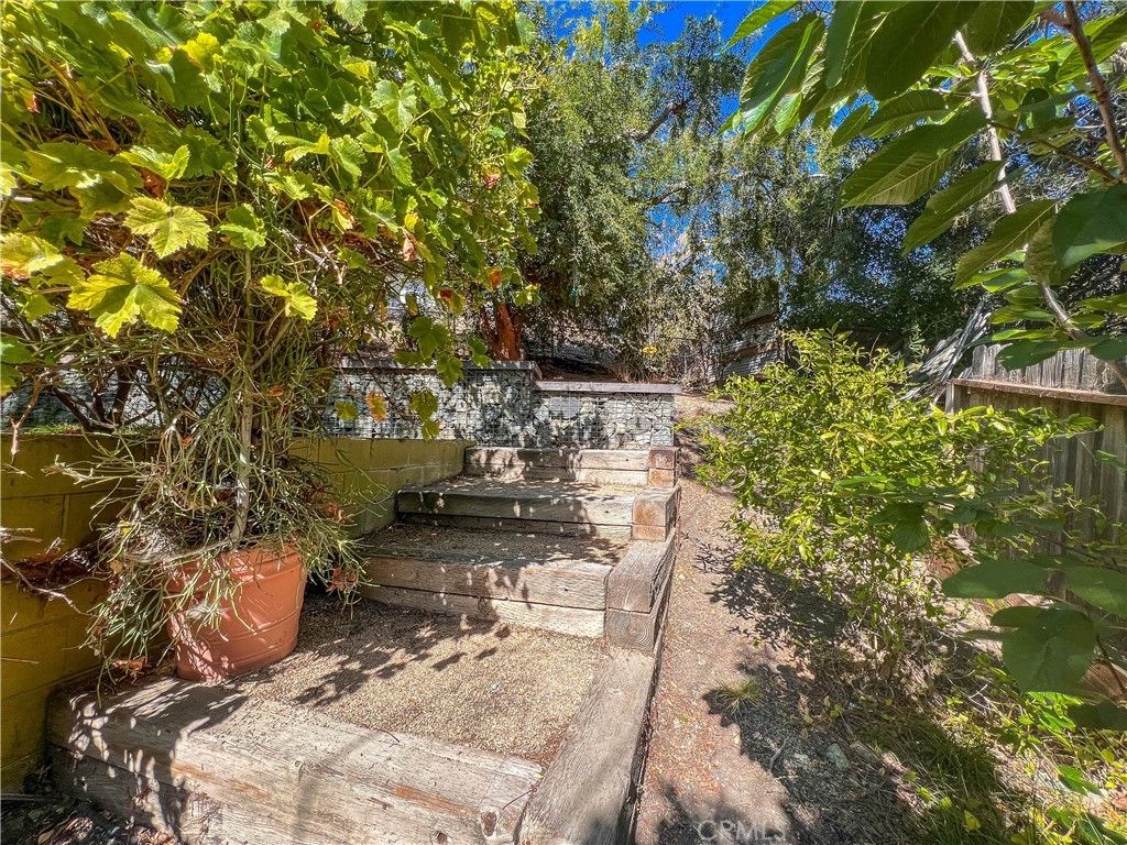 listing image 130728372267062984080