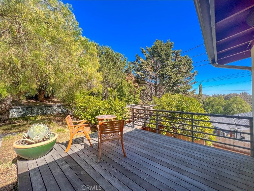 listing image 130722587025334654847