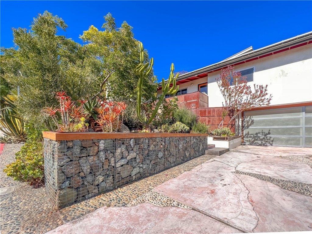 listing image 130720614201710505666