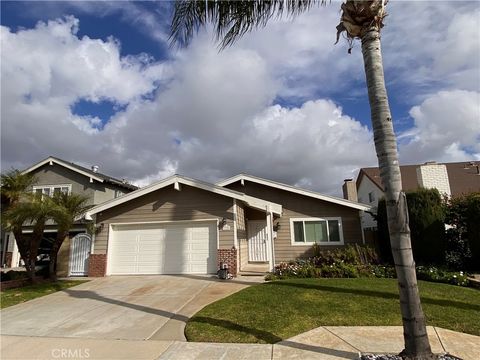 11598 Wake Circle Cypress CA 90630