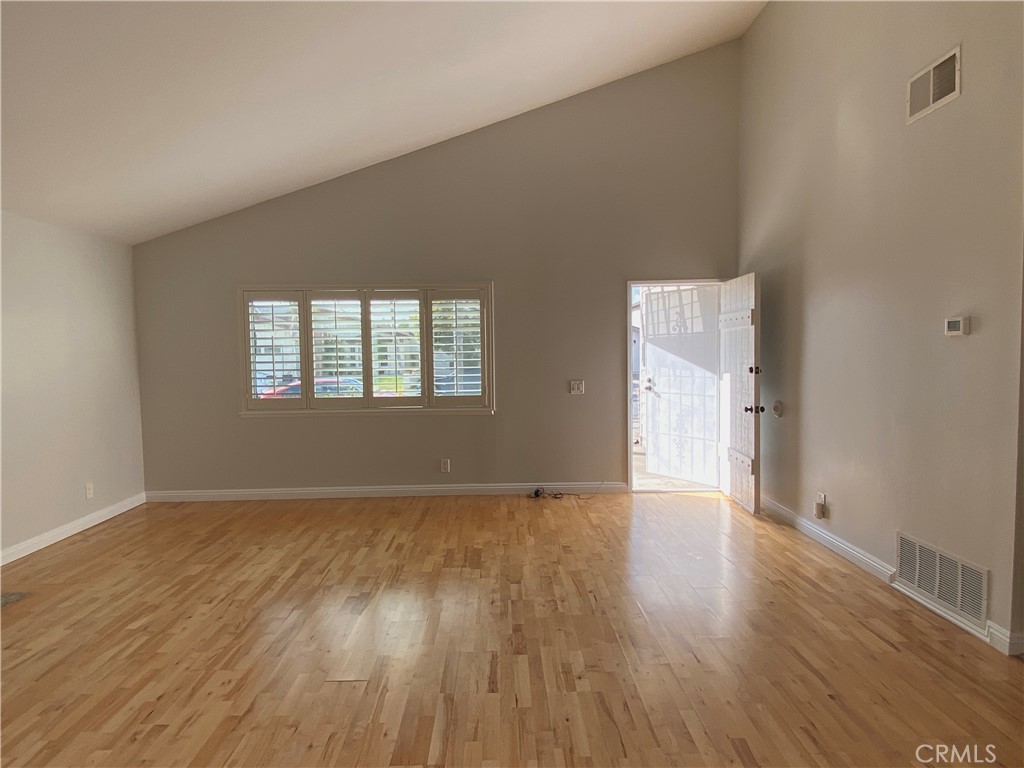 11598 Wake Circle