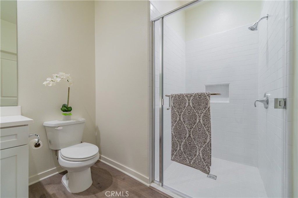 Photo 8 of 23 of 226 Oak Forest condo