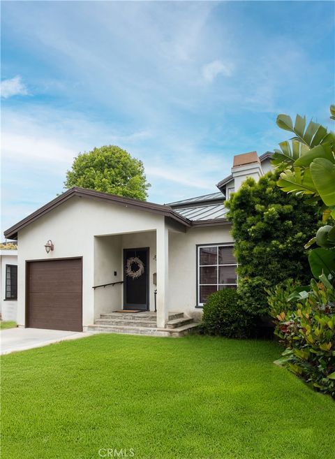 A home in Manhattan Beach