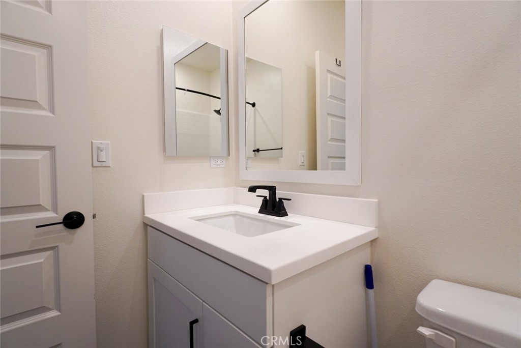 Photo 17 of 25 of 9118 Hudson Lane townhome