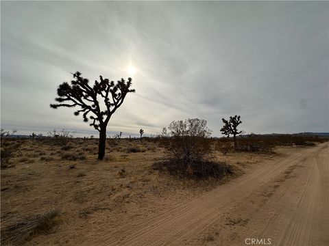 Photo of 1 Canterbury, Yucca Valley, CA 92284 (MLS # JT24248906) Photo of 1 Canterbury, Yucca Valley, CA 92284 (MLS # JT24248906)