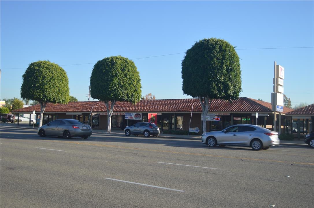 720 E Katella Ave, Orange, CA 92867