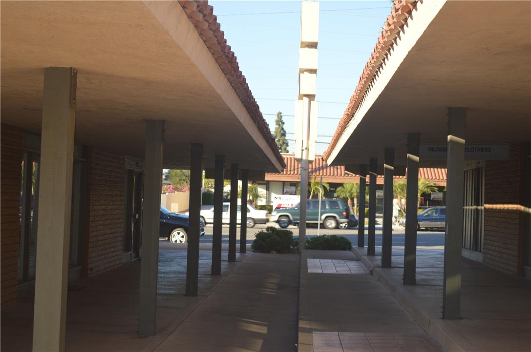 720 E Katella Avenue