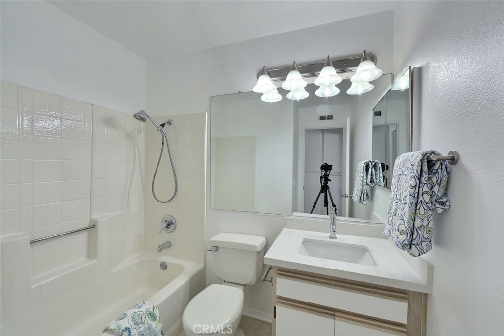 Photo 12 of 19 of 17863 Addison Court 201 condo