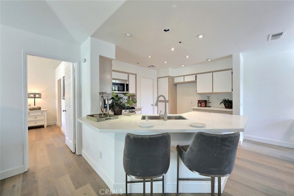 Photo 6 of 19 of 17863 Addison Court 201 condo