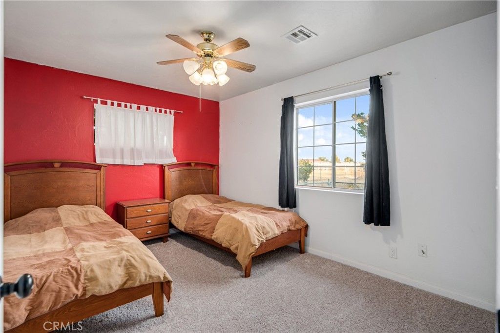 listing image 130727243739047101553