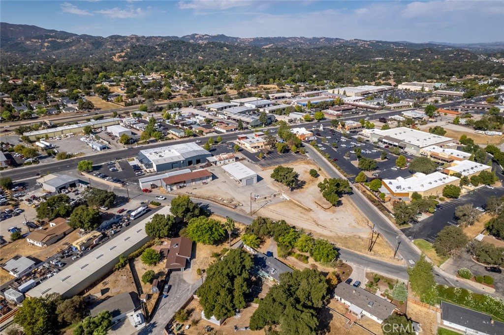 ATSoutheast(40) - Land