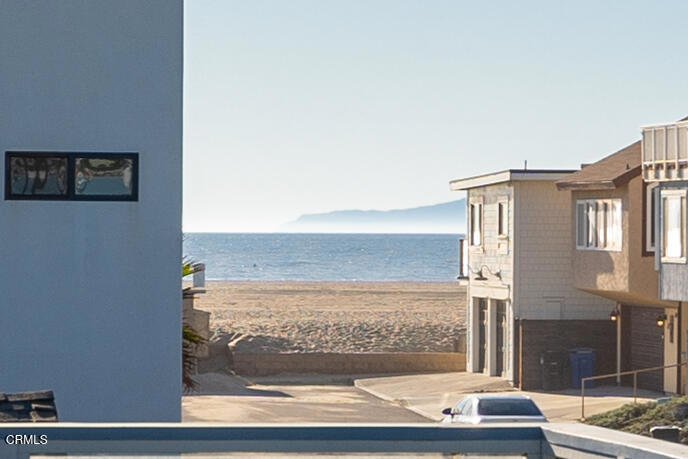 120 Santa Monica Avenue