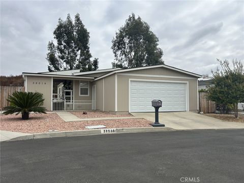 A home in Murrieta