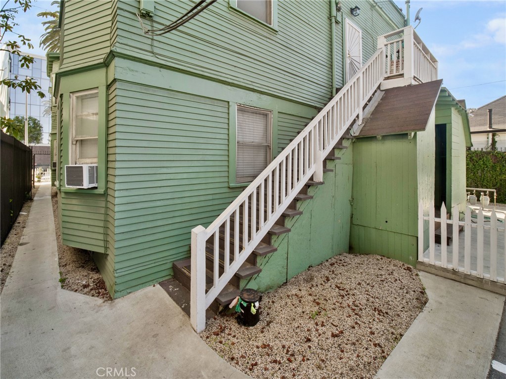 545 W 3rd Street