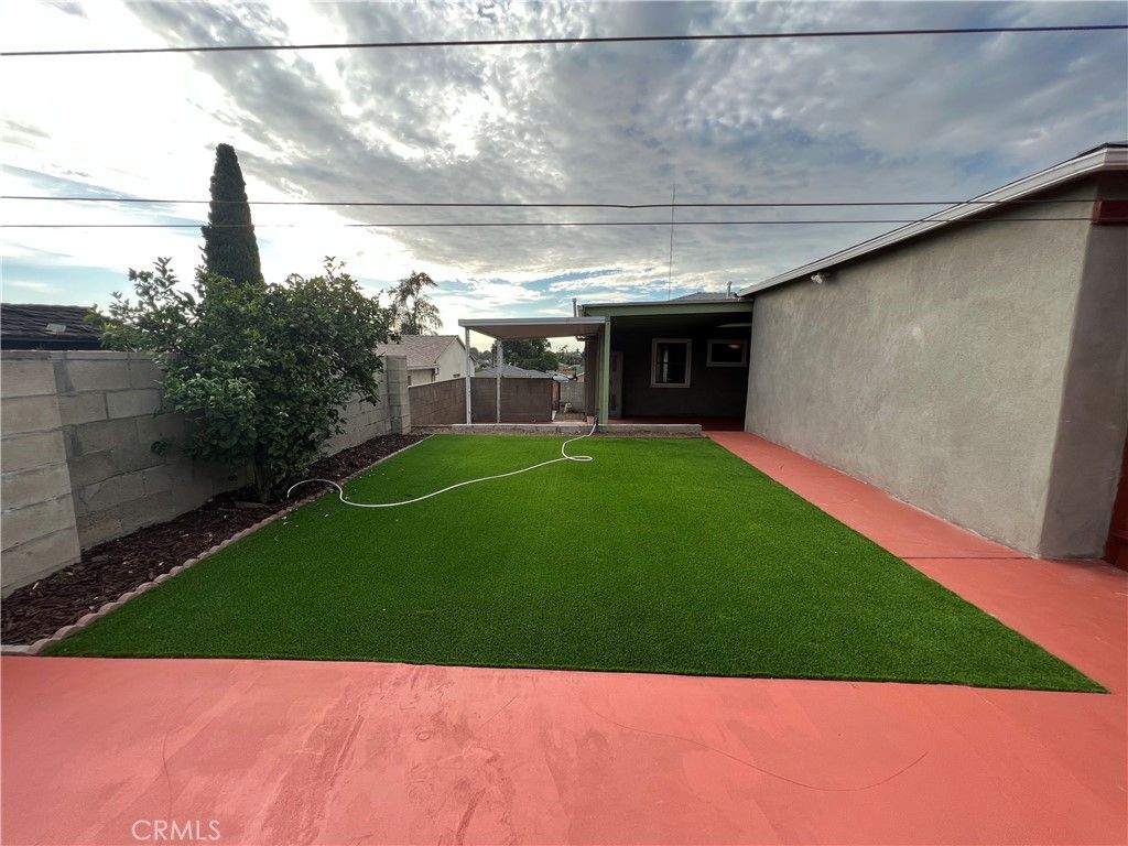 listing image 130724425868920877229