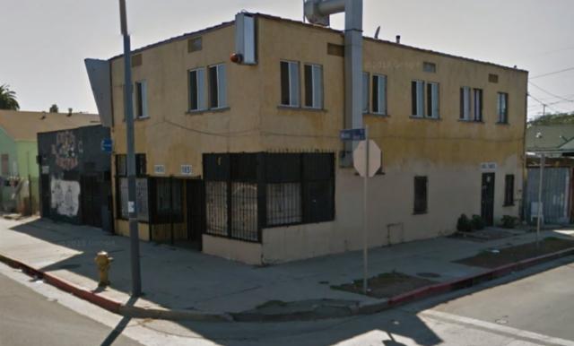 COMMERCIAL BUILDING TWO STORE FRONT UNITS AND UPSTAIRS THERE IS 2 BEDROOMS 1-BATH APARTMENTS ABOVE EACH UNIT. BOTH UNITS ARE CURRENTLY VACANT.