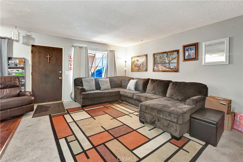 listing image 130720743811170285060