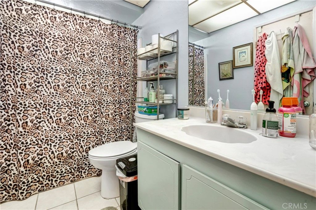 listing image 130723242298784503020