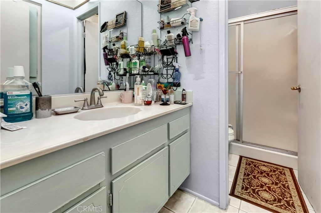 listing image 130724720176602453307