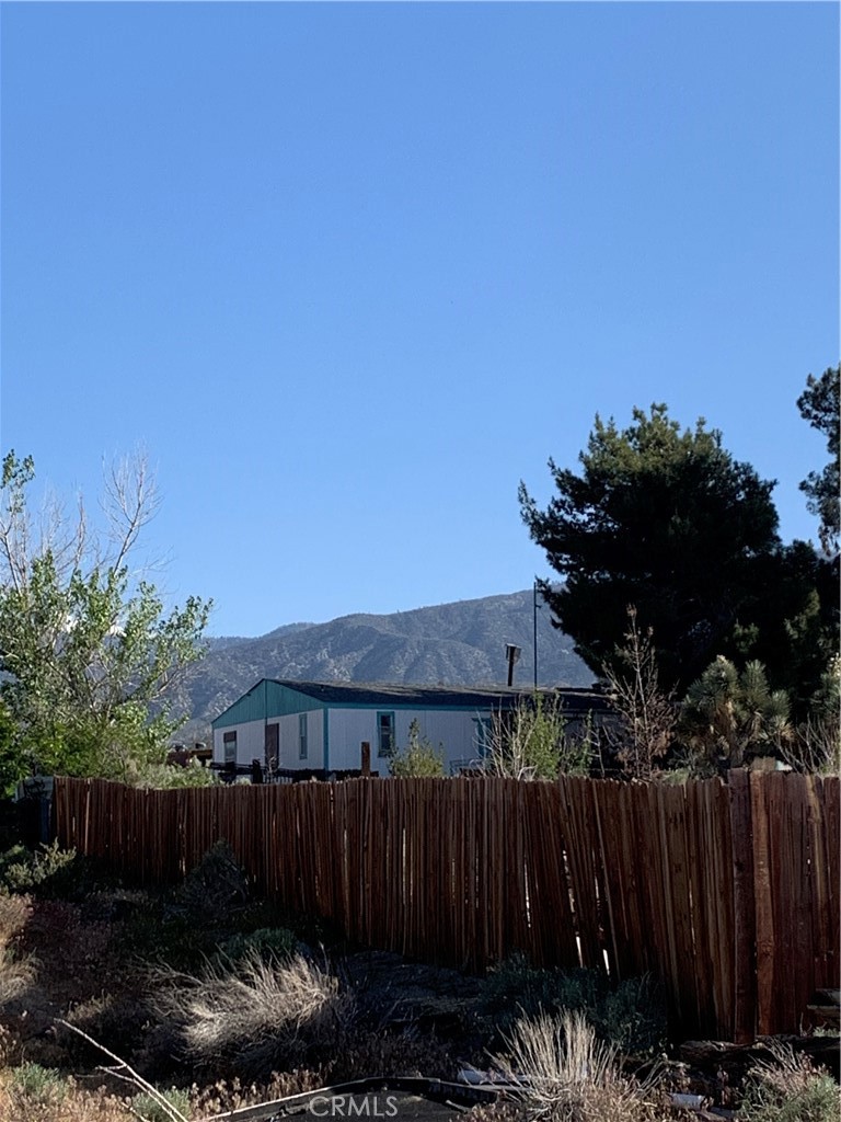 View Pinon Hills, CA 92372 house