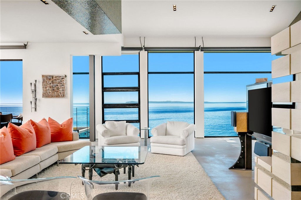 Victoria Beach (VB) - Residential