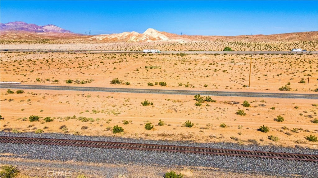 17 Yermo Road