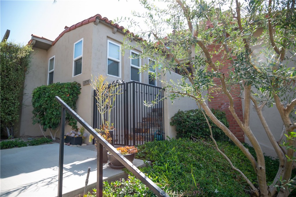 Bluffs Original (BORI) - Residential Lease