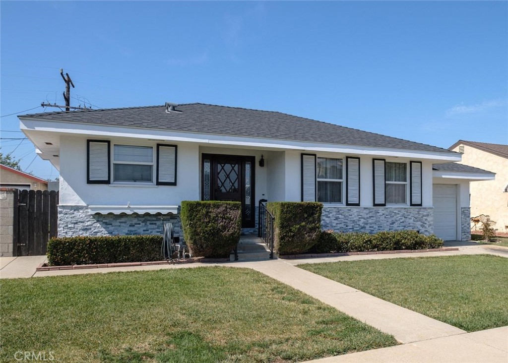 View Hawthorne, CA 90250 house